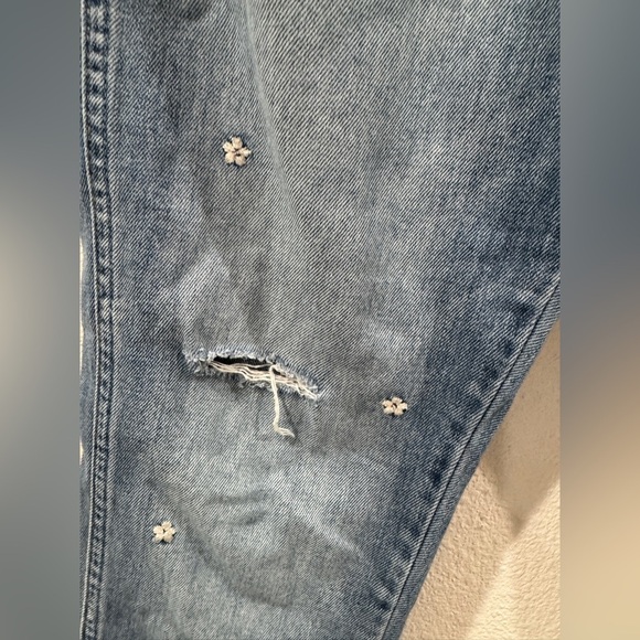 NWT AMO Tomboy Crop Loose Fit Relaxed Rise Vintage Embroidered Floral Jeans 26 - Picture 8 of 16